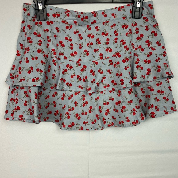 Motel Rocks Floral Ruffle Set - Picture 4 of 10